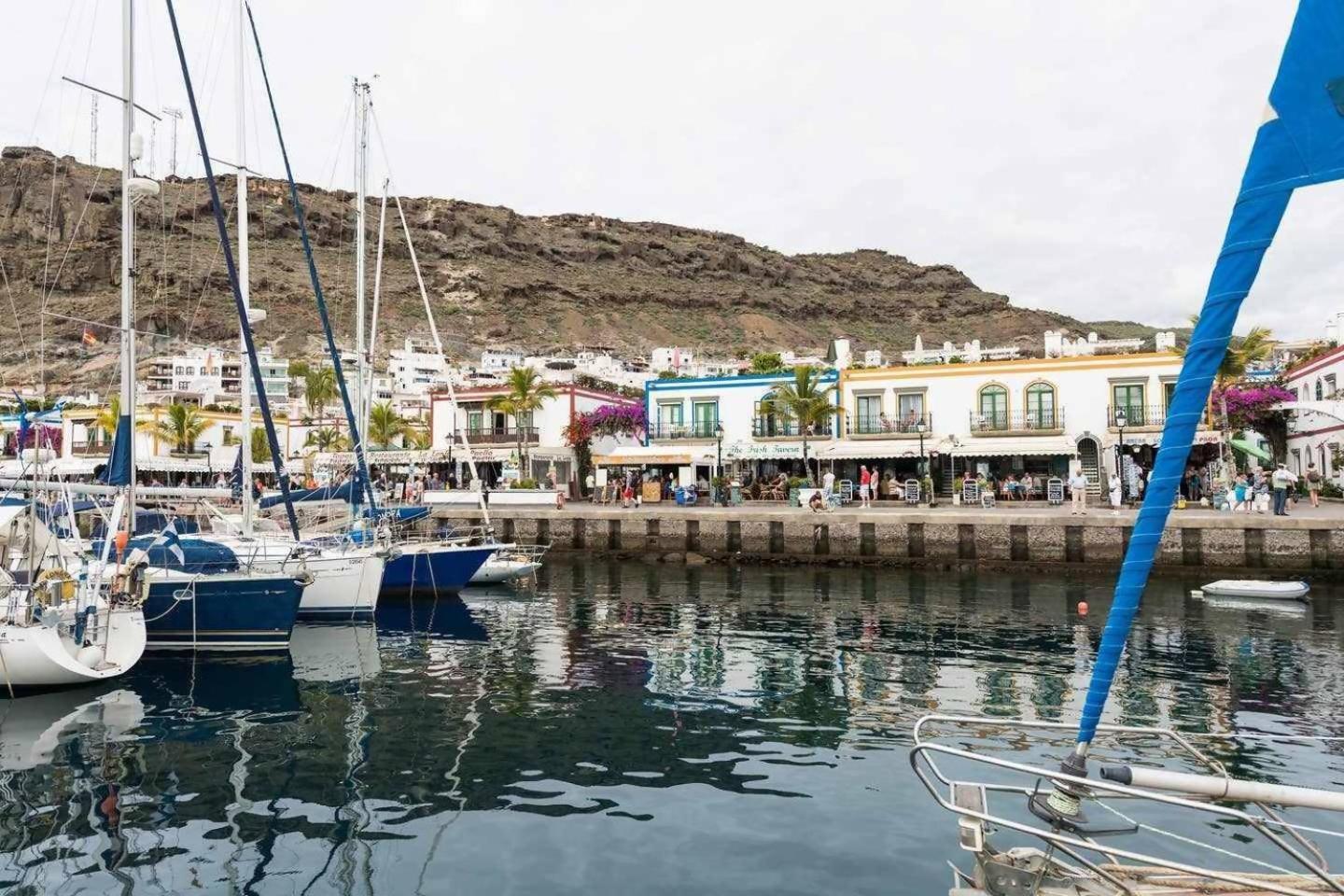 Hotel Precioso Yate En El Centro Del Puerto De Mogan Extérieur photo